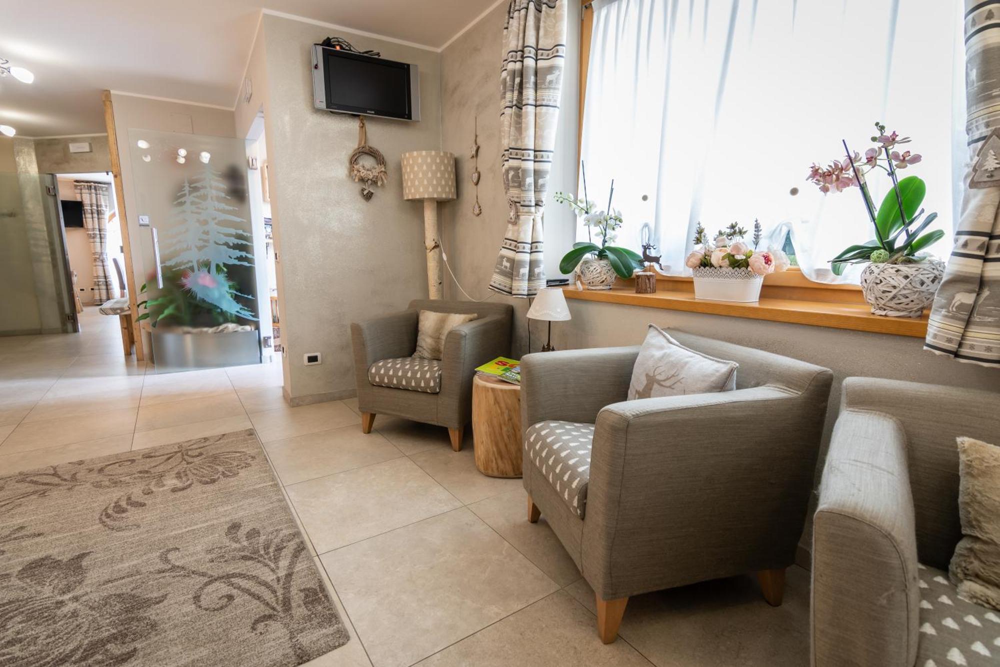 Aparthotel Dolomites Living&Relax 科美扎杜拉 外观 照片