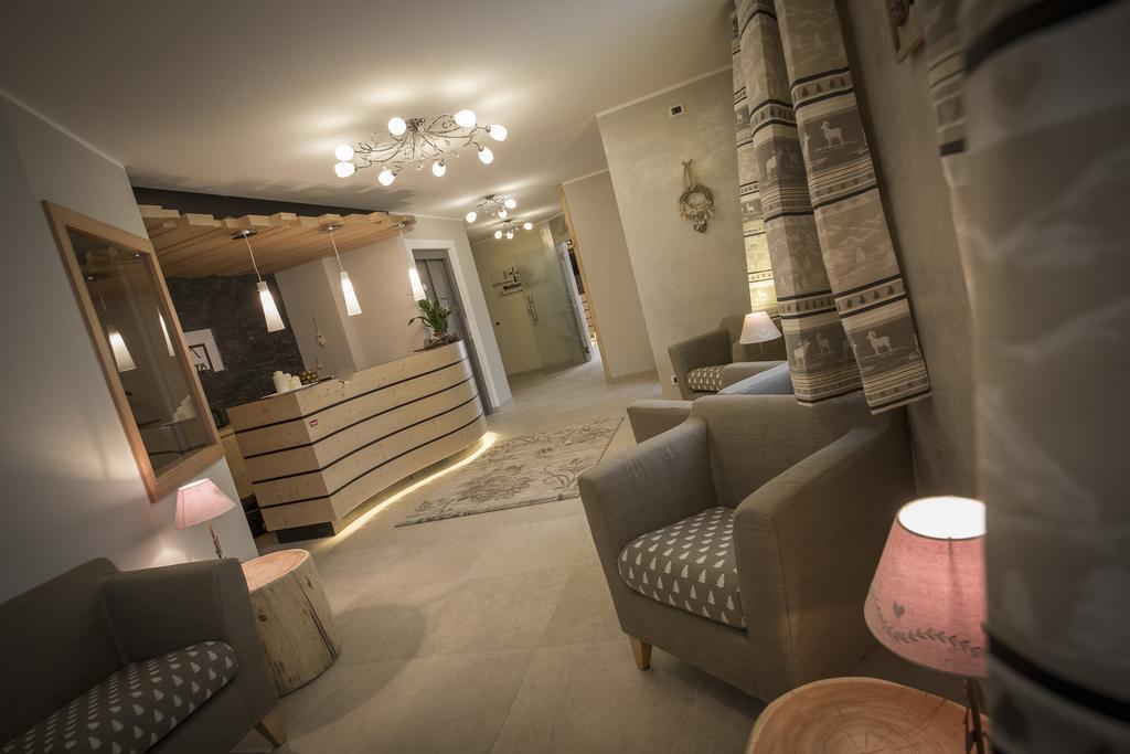Aparthotel Dolomites Living&Relax 科美扎杜拉 外观 照片